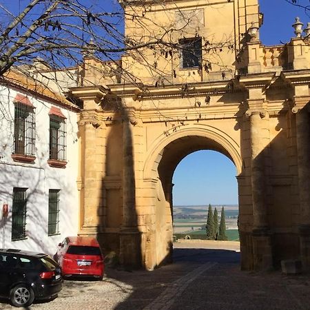 Puerta Romana Кармона Екстериор снимка