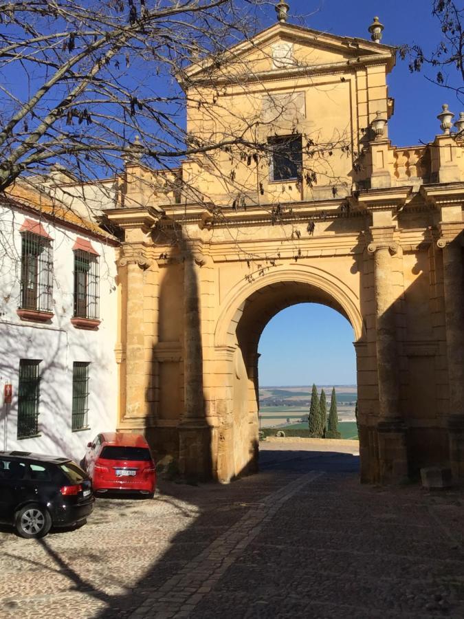 Puerta Romana Кармона Екстериор снимка