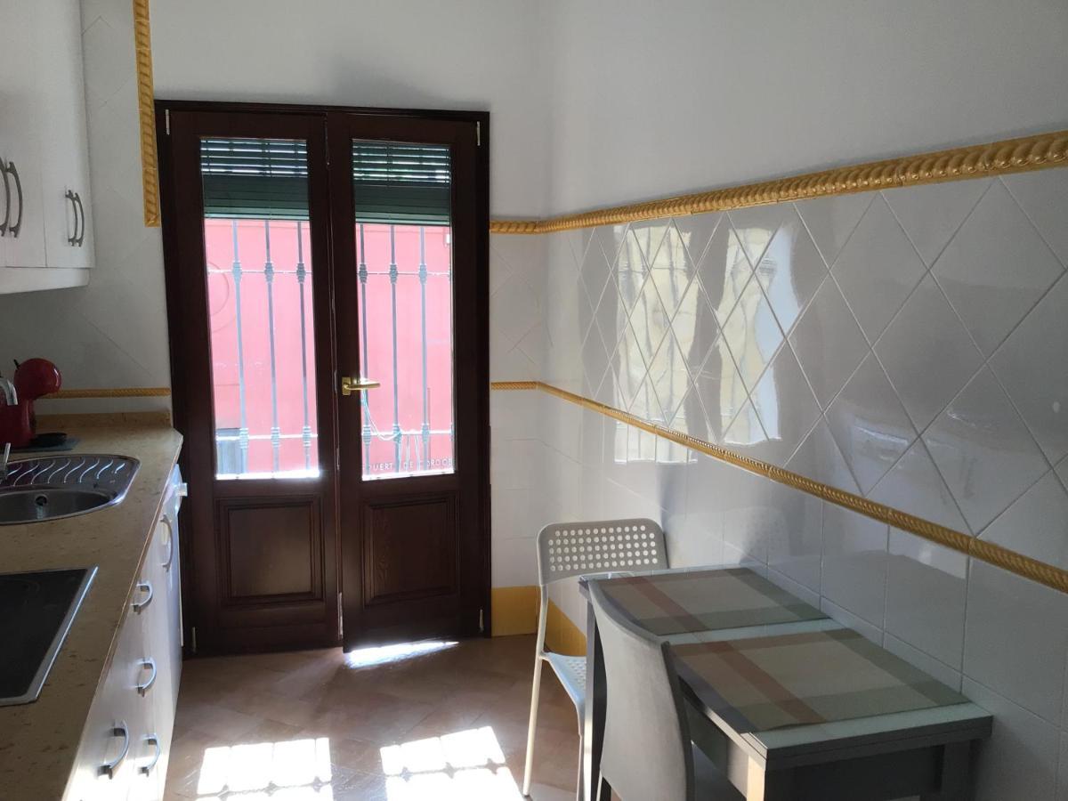 Puerta Romana Кармона Екстериор снимка