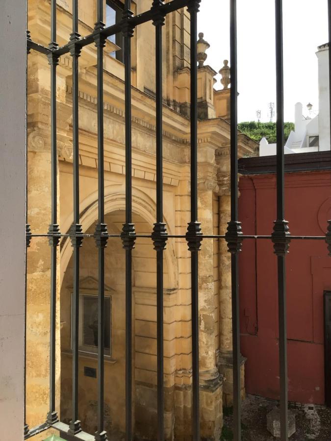 Puerta Romana Кармона Екстериор снимка